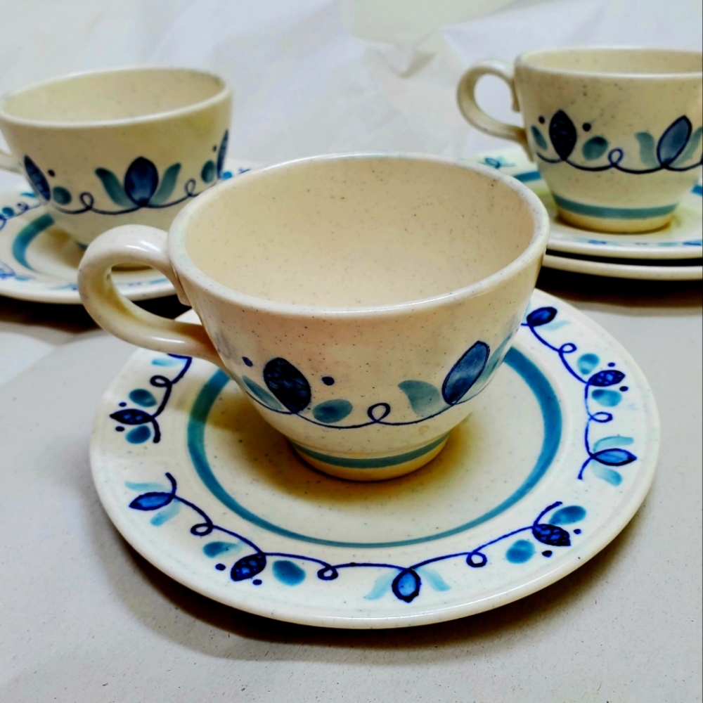 3 cups, 4 saucers mid century modern